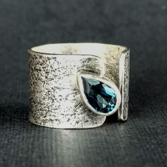 Vintage Silver & Crystal Drop Ring-Lydieannejewelry