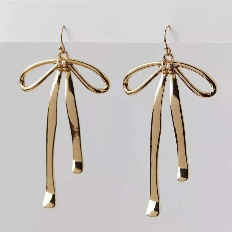 Vintage Gold Bow Long Dangle Earrings-Lydieannejewelry