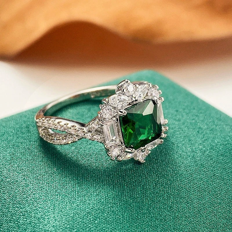 Vintage Silver Green Zirconia Ring-Lydieannejewelry