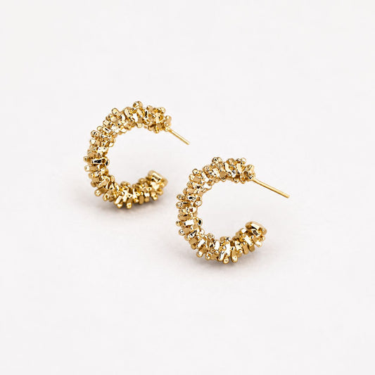 Luxury Semicircular Earrings in Gold
