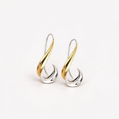 Vintage Dangling Golden Earrings