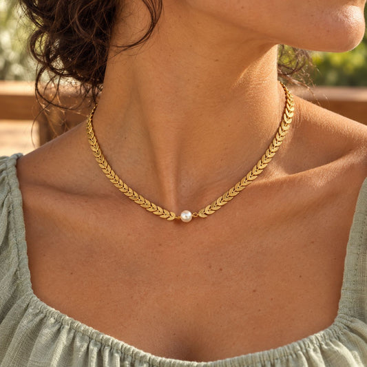 Greek Pearl Necklace in Gold