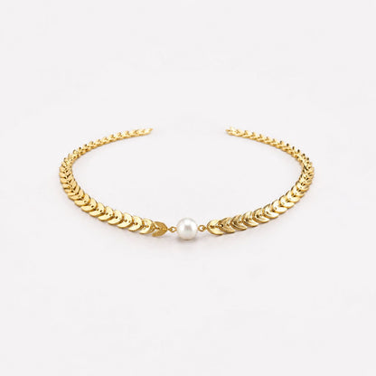 Greek Pearl Necklace in Gold