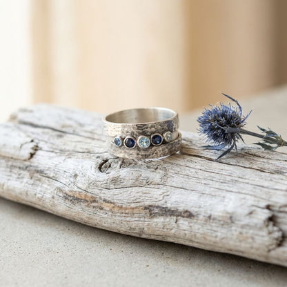 Vintage Silver Inlaid Blue Stones Ring