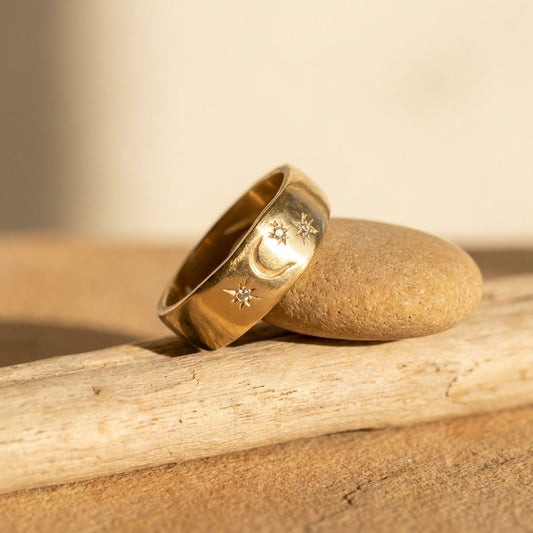 Vintage Golden Starry Night Ring