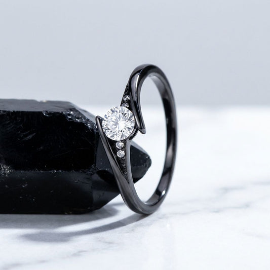 Vintage Black Gold Crystal Ring
