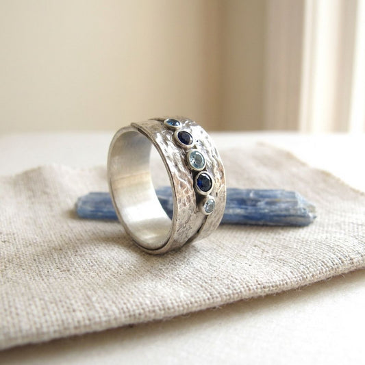 Vintage Silver Inlaid Blue Stones Ring