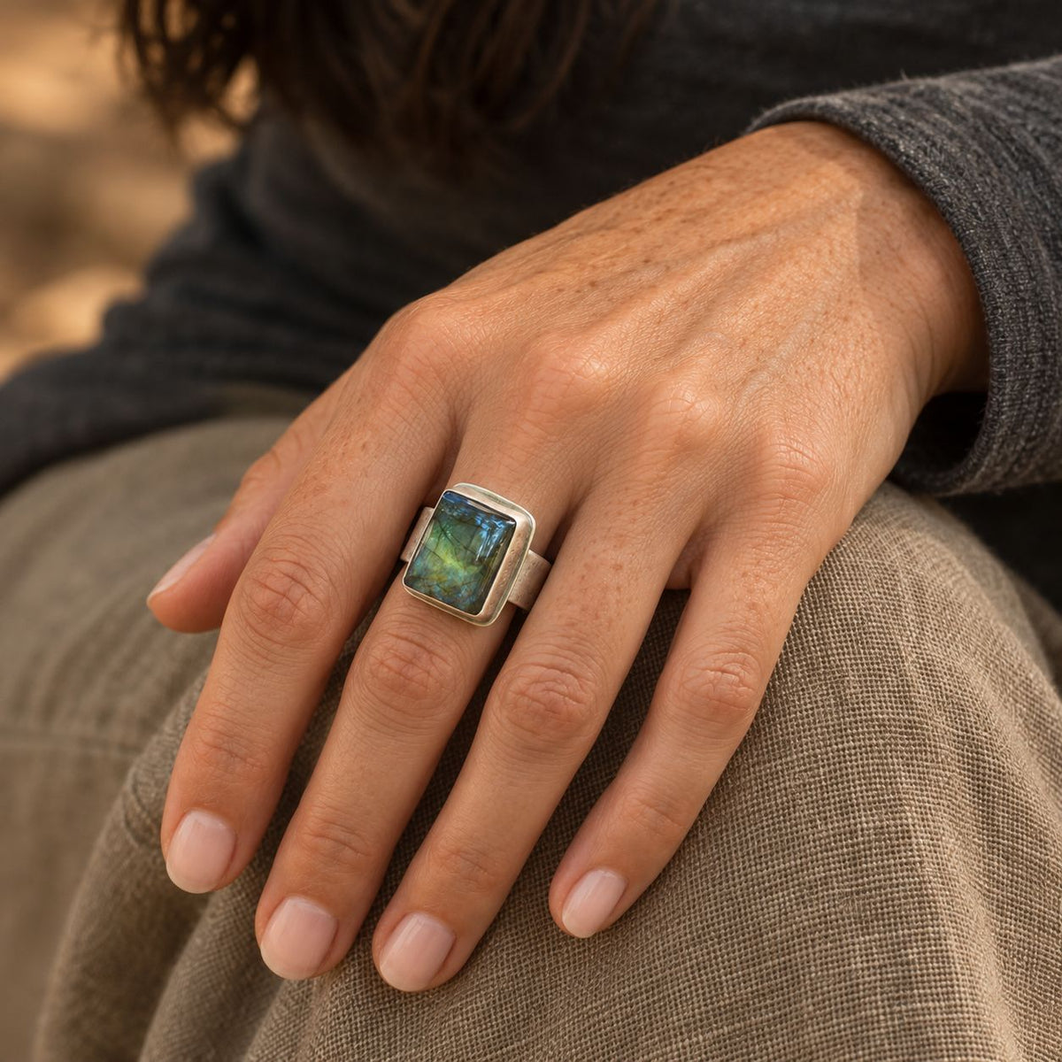 Vintage Natural Green Stone Cubic Ring
