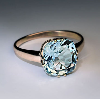 Vintage Blue Crystaline Gold Ring-Lydieannejewelry