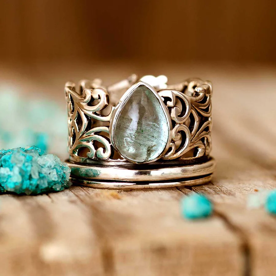 Vintage Inlaid Crystal Drop Hollow Ring-Lydieannejewelry