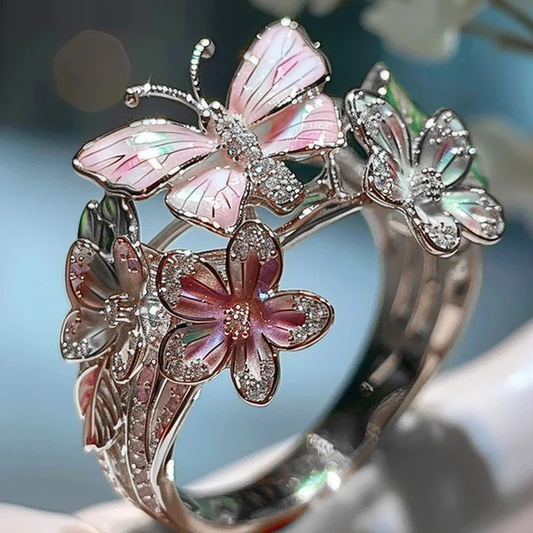 Vintage Golden Entrana Floral Ring-Lydieannejewelry