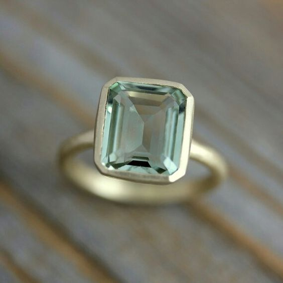 Vintage Inlaid Green Glass Gold Ring-Lydieannejewelry