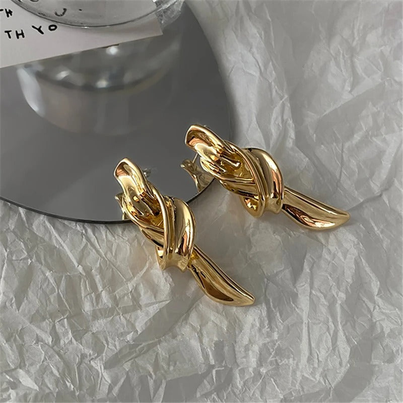Vintage Gold Knot Design Earrings-Lydieannejewelry