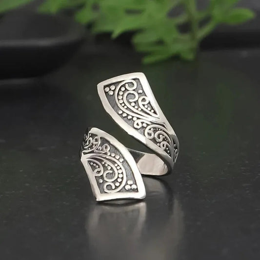 Antique Silver Swirl Adjustable Ring-Lydieannejewelry